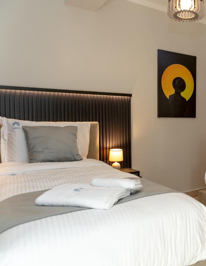 Spacious City Paradise - 3Br Apt In The Heart Of Tiranë Ngoại thất bức ảnh