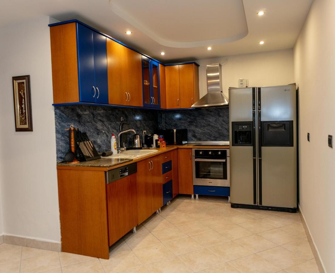 Spacious City Paradise - 3Br Apt In The Heart Of Tiranë Ngoại thất bức ảnh